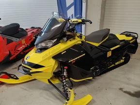 Ski-Doo Renegade