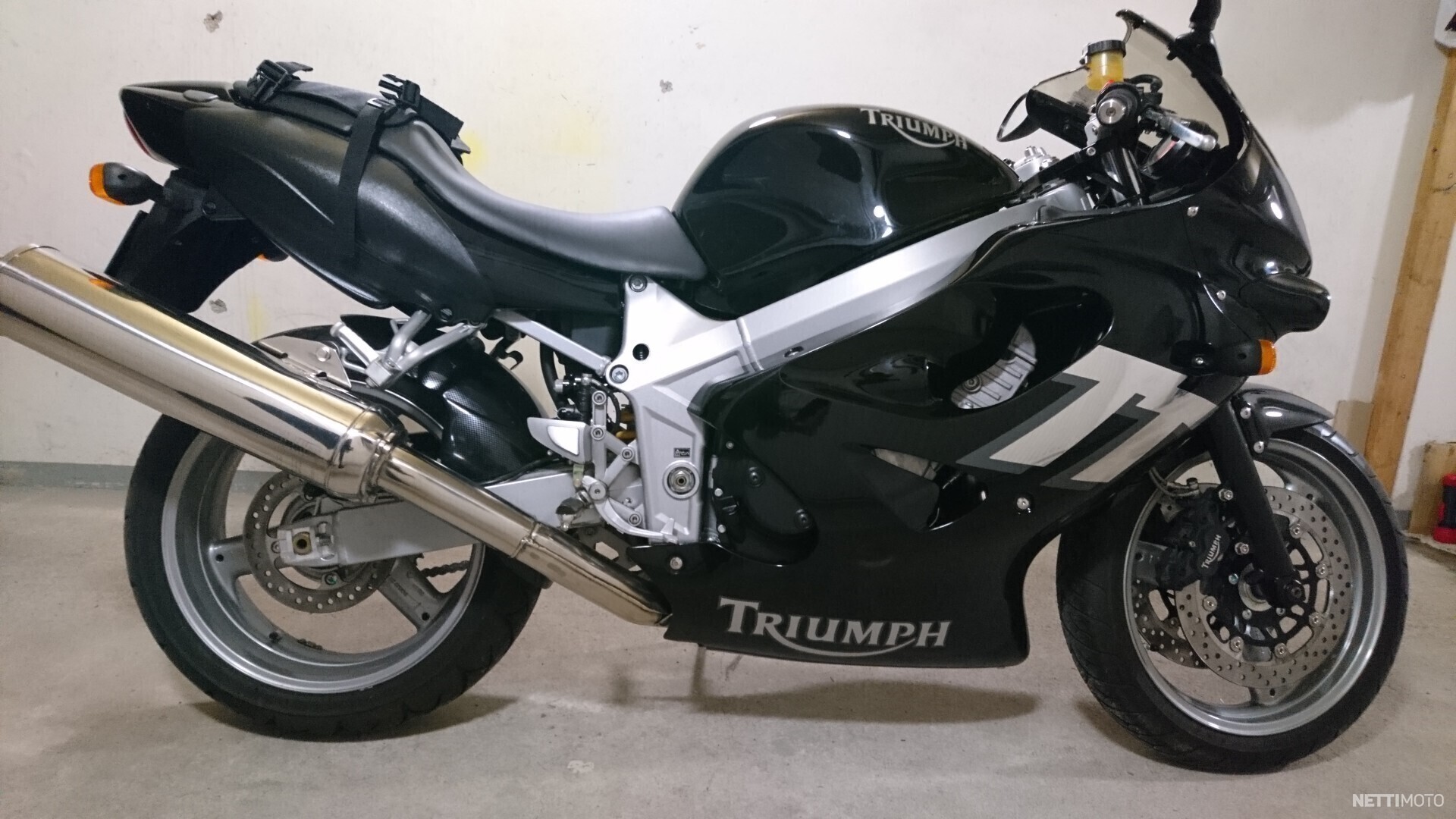 Triumph TT 600 cm³ 2002 Espoo Motorcycle Nettimoto