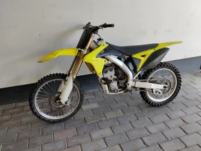 Suzuki RM-Z