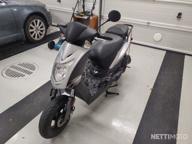 Area1 Set Di Pneumatici Per Tutte Le Stagioni Kenda K415 Compatibile Con Agility 50 Basic 4T, NEWSento 50i, Filly 50 4T, Compatibile Con Ento 50, Heroism 50 (Calypso 50) (90/90-10 - View #9