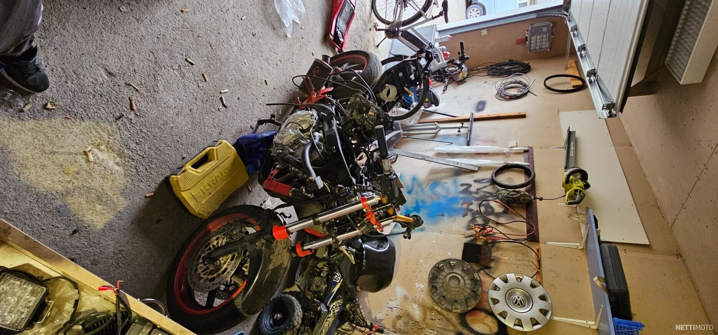 Cbr showroom top near me