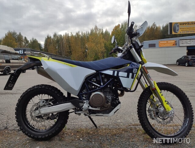 700 deals husqvarna enduro