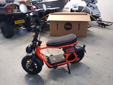 Muu merkki Muu malli