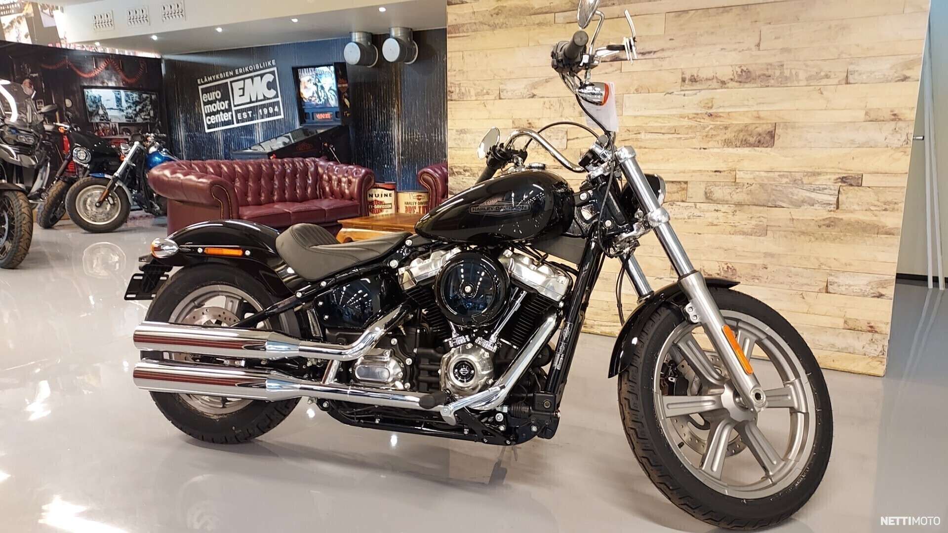 Harley-Davidson Softail FXSTI Softail Standard ensirek. 26.4.2023 1 800 ...