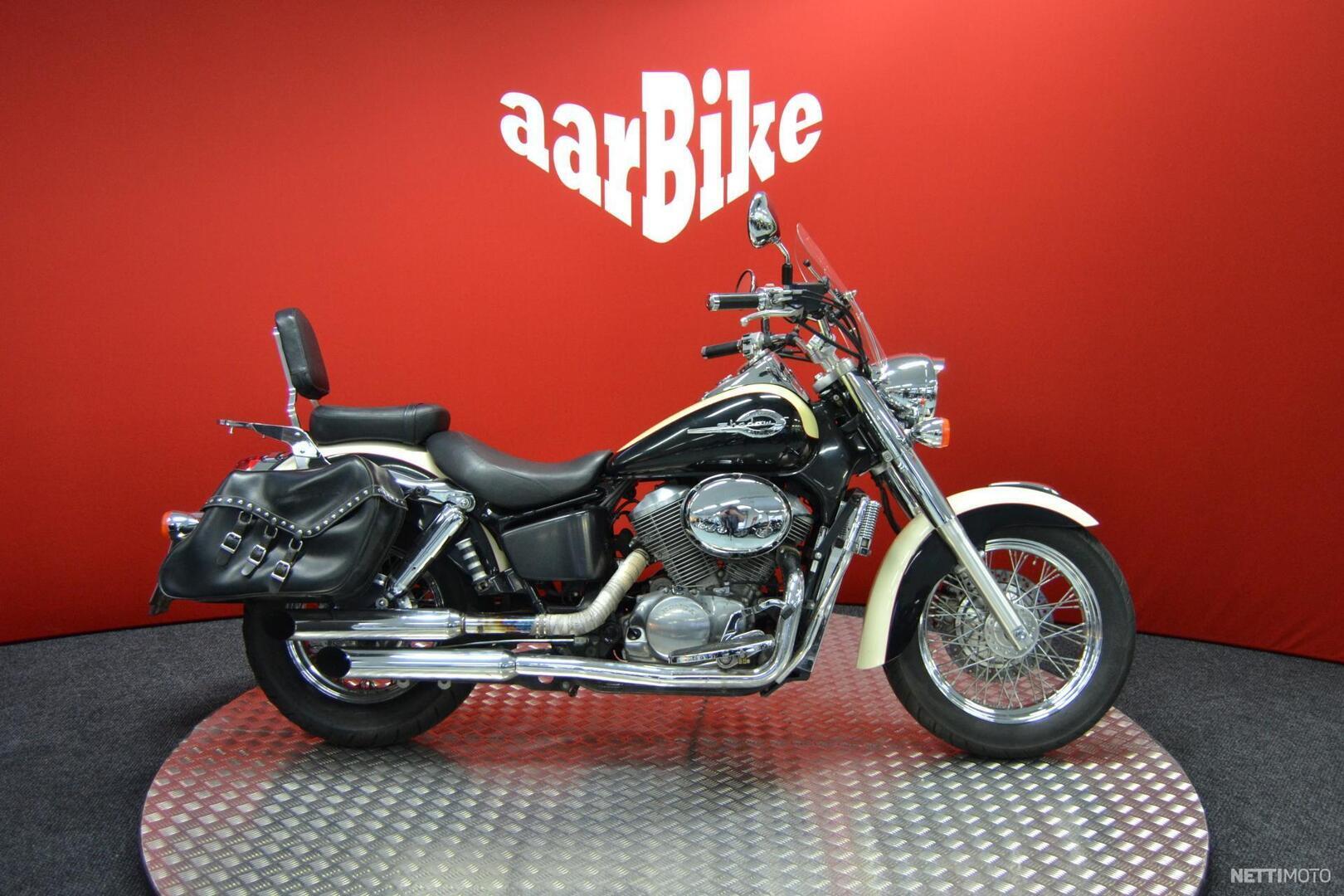 honda shadow 750c2