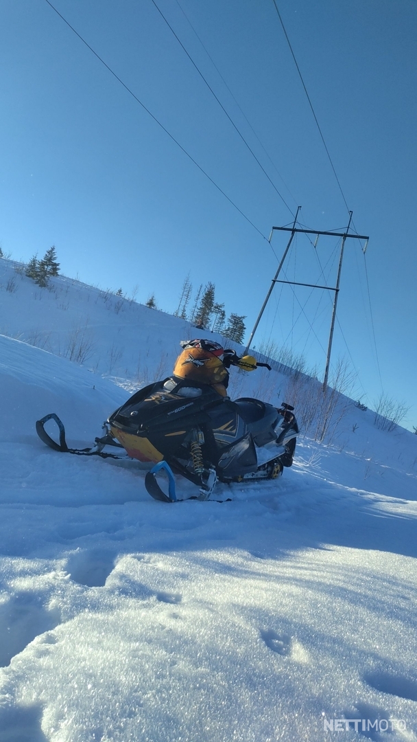 Ski-Doo MX Z renegade Skidoo mxz 600H.O Sdi renegade 600 cm³ 2007 ...