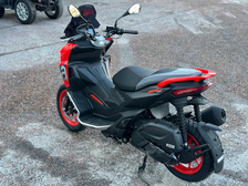 Aprilia SR