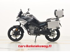 CFMOTO 800MT