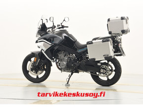 CFMOTO 800MT