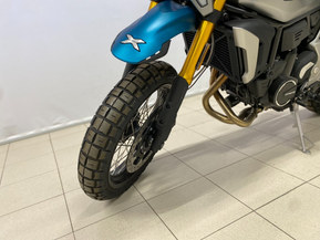 CFMOTO 700 CL-X