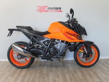 KTM 990