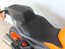 KTM 990