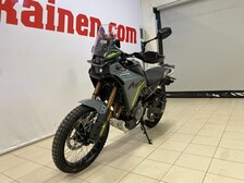 CFMOTO 450MT