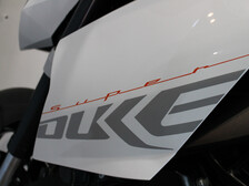 KTM 990