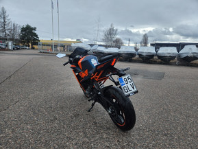 KTM RC