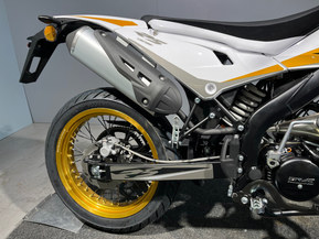 Drac Supermoto