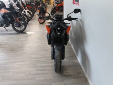 KTM 990