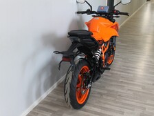 KTM 390