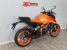 KTM 390