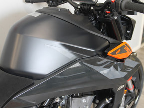 KTM 990