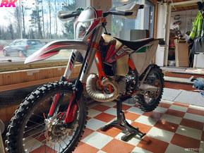 KTM 300