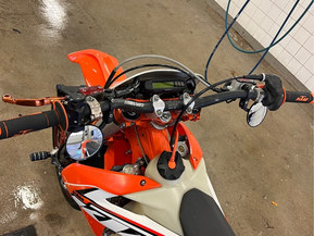 KTM 125