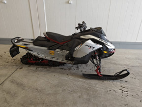 Ski-Doo MX Z