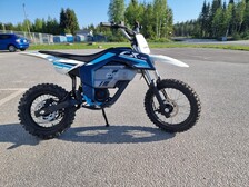 CFMOTO CX-5E