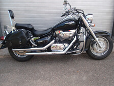 Suzuki Intruder
