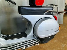 Vespa P