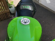 Kawasaki ZX-9R