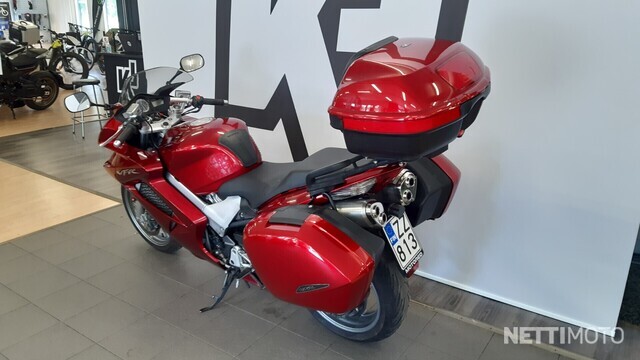 Honda VFR Katu/Matka/Sport 800 VTEC