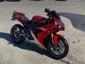 Yamaha YZF-R1