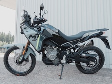 CFMOTO 450MT