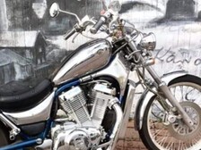 Suzuki Intruder