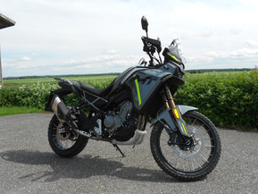 CFMOTO 450MT
