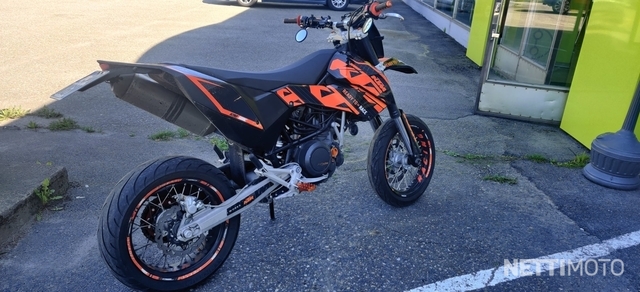 KTM 690