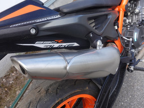 KTM 890