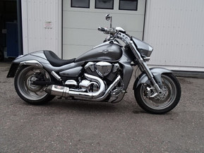 Suzuki Intruder