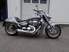 Suzuki Intruder