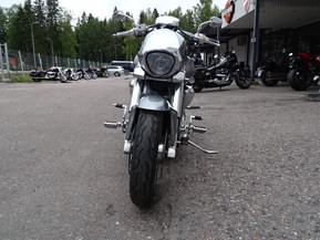 Suzuki Intruder