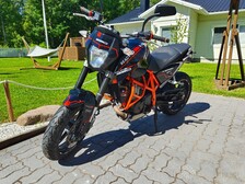 KTM 690