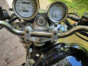 Yamaha FZX