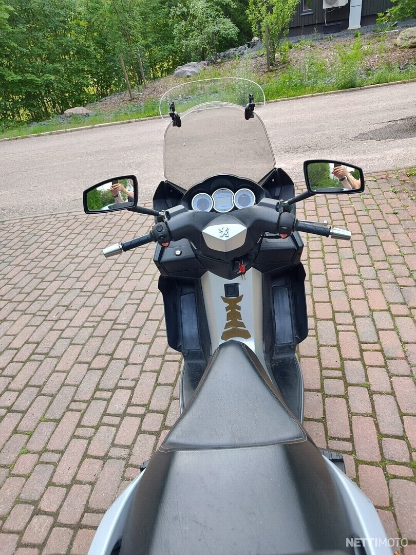 5 / 11