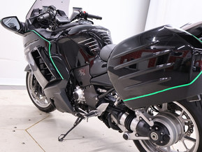 Kawasaki GTR
