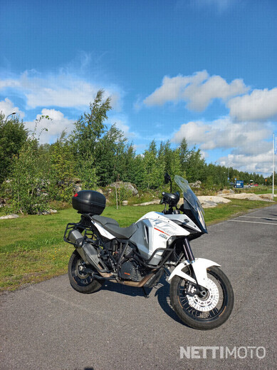 KTM 1290 Super Adventure T