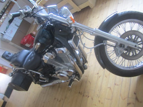 Suzuki Intruder
