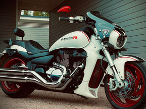 Suzuki Intruder