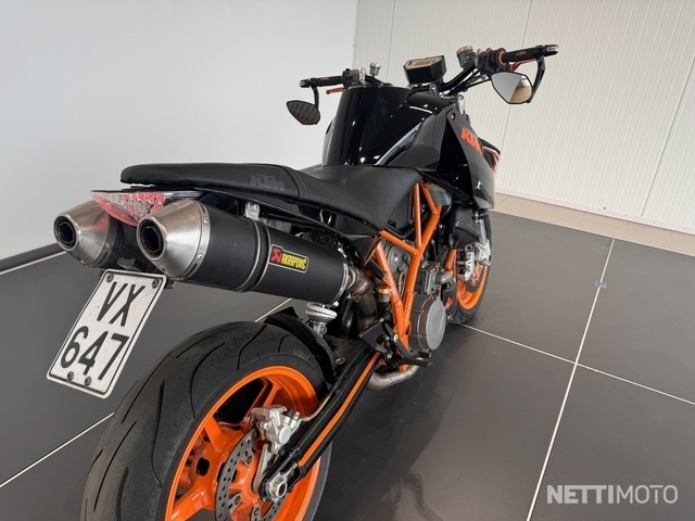 KTM 990