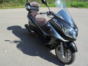 Piaggio X10
